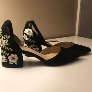 Franco Sarto Black Embroidered Heels